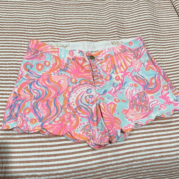 LILLY PULITZER The Buttercup Short in Pink Pout Too Much Bubbly Scalloped Sz 10 - Picture 3 of 15